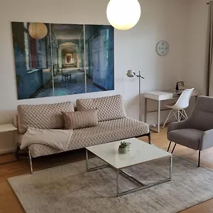 Luxi Luxurioeses Mit Terrasse Und Garten Mitten In , Berlin Deutschland