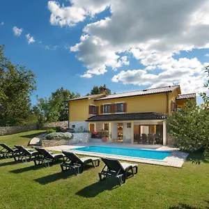Charlie , Labin (Istria) Kroatien